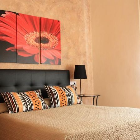 Hostal Rte. Elena Fuentes de Ebro Pokój zdjęcie